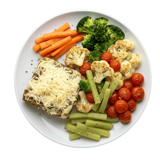 49 - Escondidinho de blend de carnes nobres, queijo vegetal, brócolis, couve-flor, cenoura, chuchu e tomate cereja.