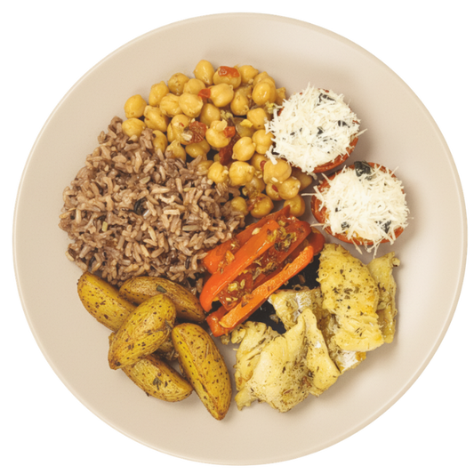 67 - Bacalhau Desfiado, Arroz 7 Grãos, Grão-de-Bico, Tomate, Pimentão e Batata